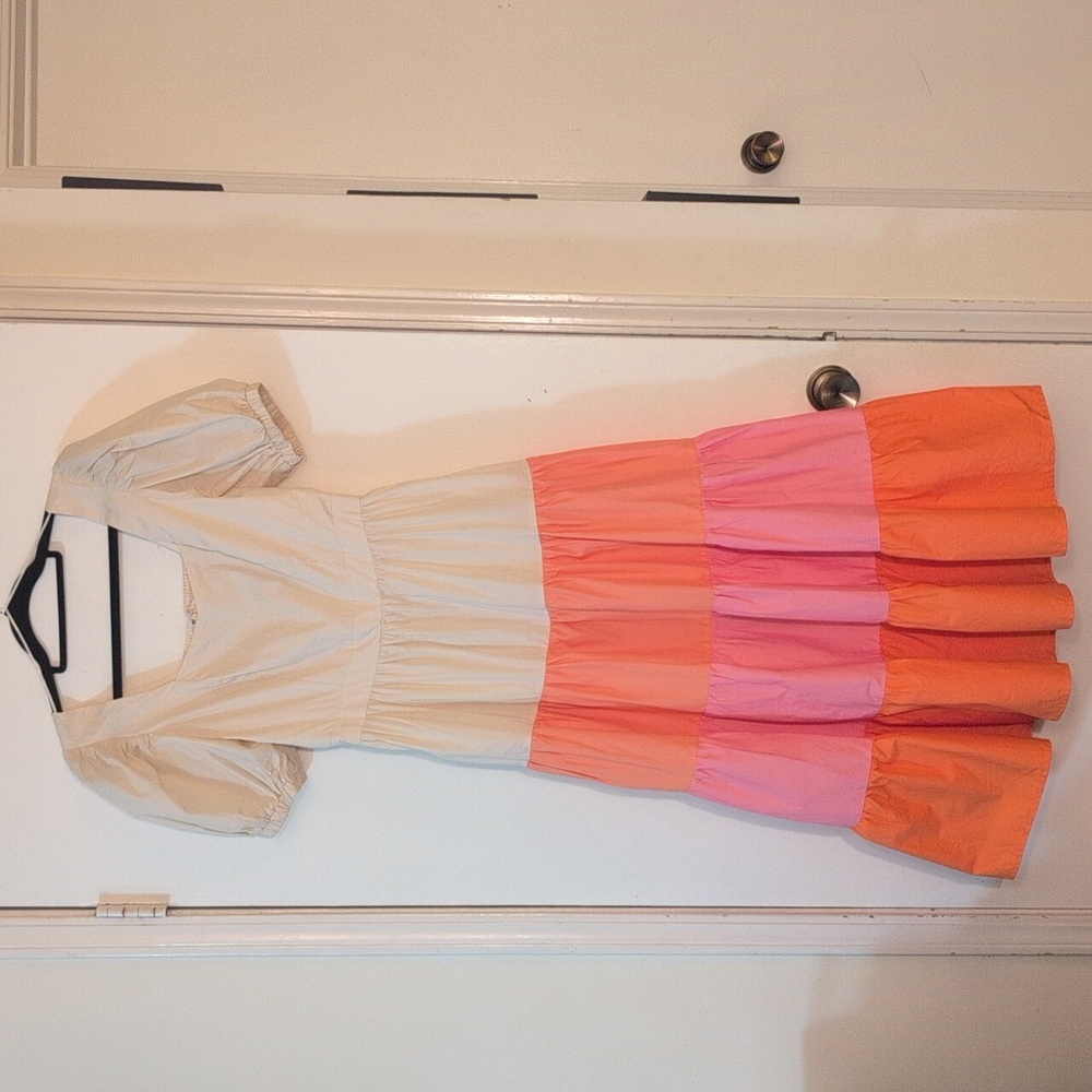 NWT English Factory Colorblock Puff Sleeve Tiered Midi Dress Size Small